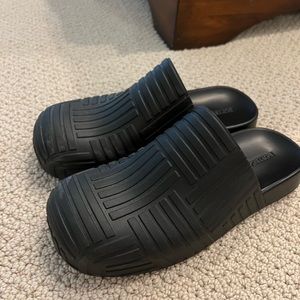 Bottega Mule Slides